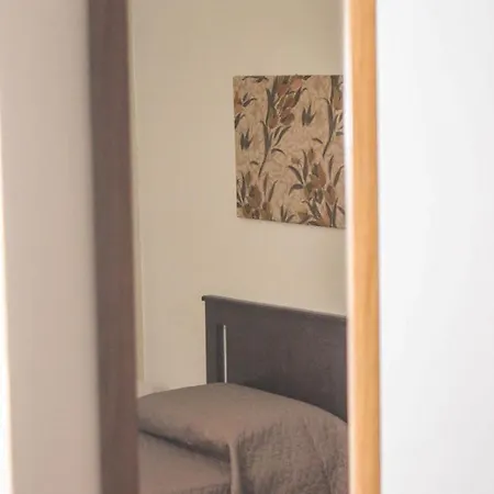 Alexander House Pensión