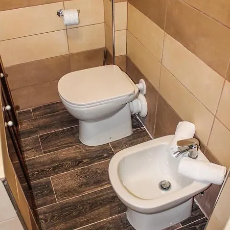 Alexander House Penzion